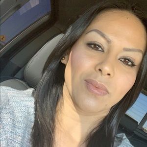 Meet your Posher, Veronica